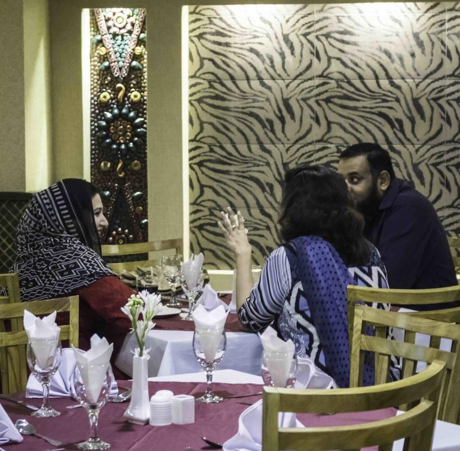 Panoramic Hotel Lahore Luaran gambar